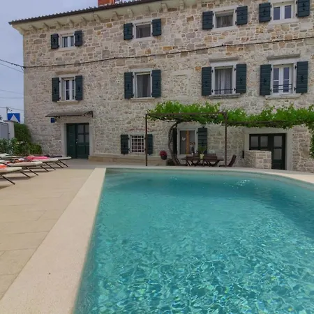 Mit Privatpool Fuer 8 Personen Ca 123 Qm In Dracevac, Istrien Istrische Riviera Holiday home Porec