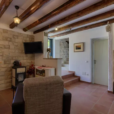 Mit Privatpool Fuer 8 Personen Ca 123 Qm In Dracevac, Istrien Istrische Riviera